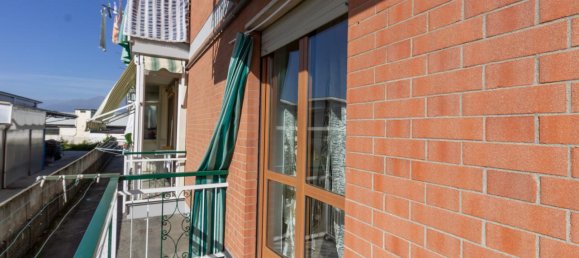 3 rooms Apartment in Bosconero, Italy No. 18409 12