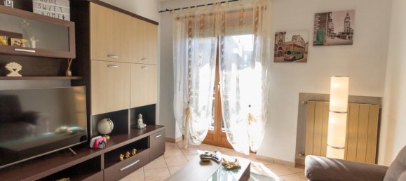 3 rooms Apartment in Bosconero, Italy No. 18409 6