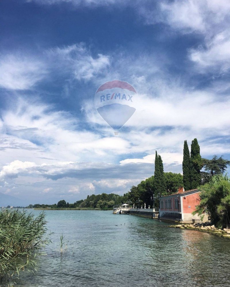 3 غرف نوم شقة في Desenzano del Garda, Italy رقم 384792