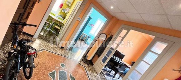 2 bedrooms Apartment in Genoa, Italy No. 371130 6