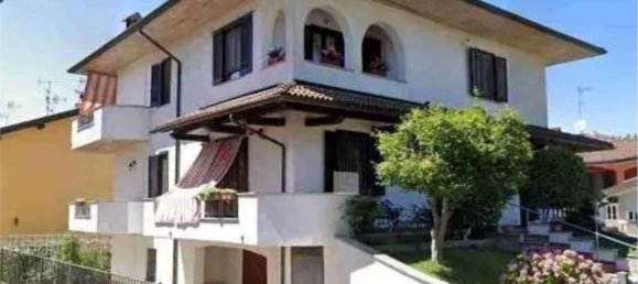 4-salle Appartement à Mede, Italy No. 224443 3