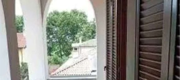 4-salle Appartement à Mede, Italy No. 224443 10