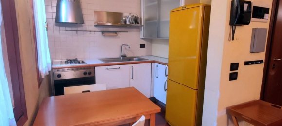 3 rooms Apartment in Padua, Italy No. 212669 5