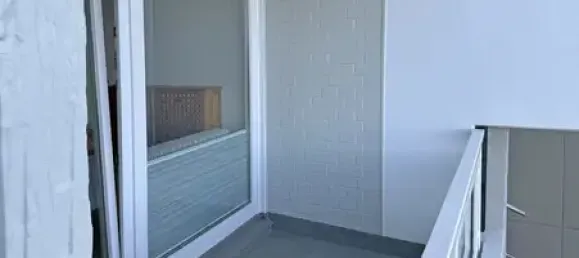 2 rooms Apartment in Eimsbuttel, Germany No. 40541 3