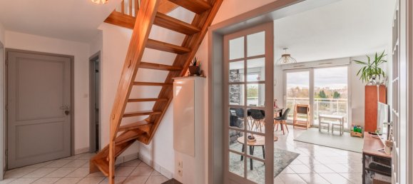 3 chambres Duplex à Hœnheim, France No. 160251 7