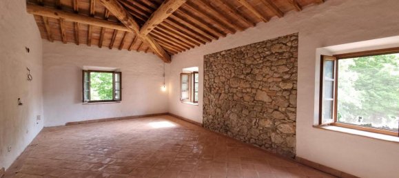 2 bedrooms Apartment in Volterra, Italy No. 346 5