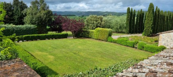 2 bedrooms Apartment in Volterra, Italy No. 346 4