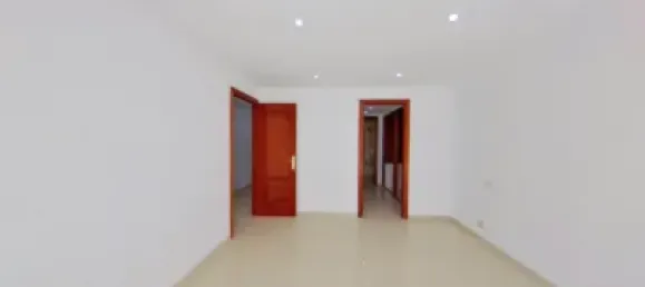 Квартира с 3 спальнями в Пальма-де-Майорка, Испания № 170969 28