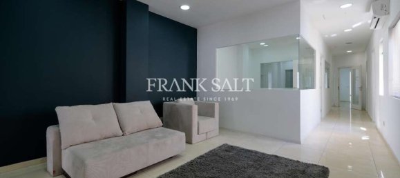 Oficina en Sliema, Malta 114 m² No. 12875 3