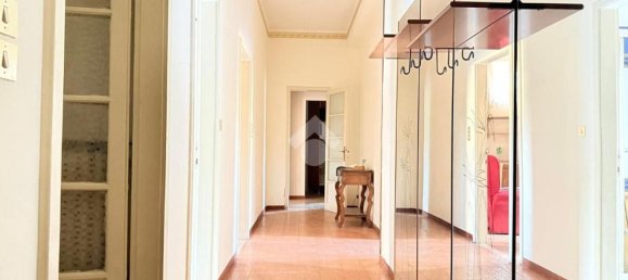 3 bedrooms Apartment in Brescia, Italy No. 361345 2