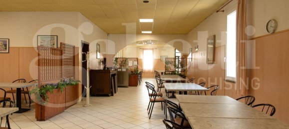 5-salle Propriété commerciale à Cesano Maderno, Italy No. 71158 2