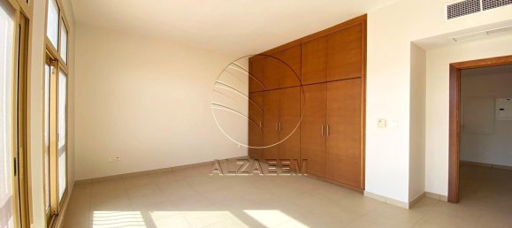 Adosado de 3 dormitorios en Abu Dhabi, UAE No. 29327 8