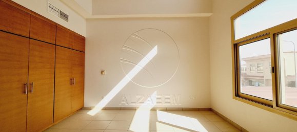 Adosado de 3 dormitorios en Abu Dhabi, UAE No. 29327 4