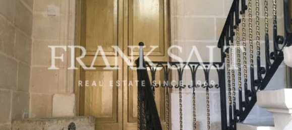 2 bedrooms Townhouse in Sliema, Malta No. 9632 5