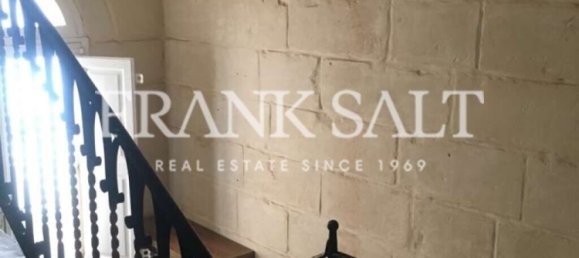 2 bedrooms Townhouse in Sliema, Malta No. 9632 8