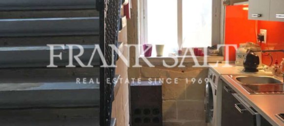 2 bedrooms Townhouse in Sliema, Malta No. 9632 3