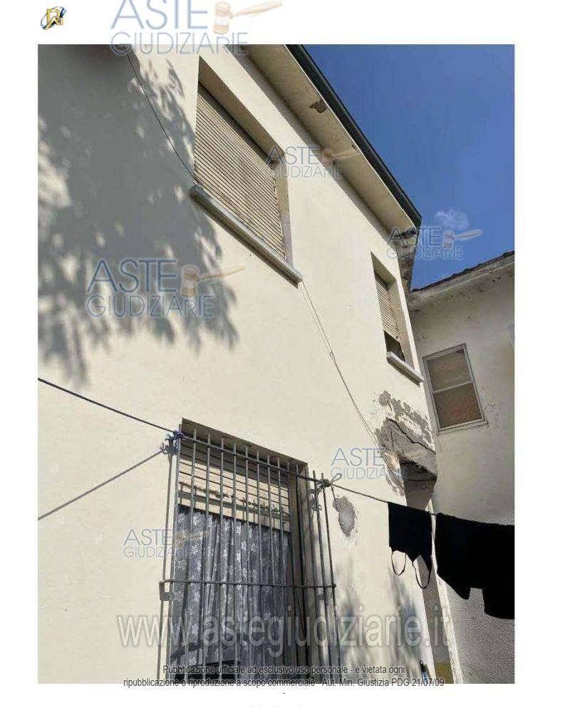 Apartamento de 4 divisões em Conselice, Italy N.º 96235