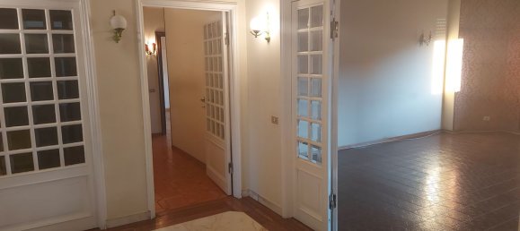 5 rooms Apartment in Siena, Italy No. 277406 4