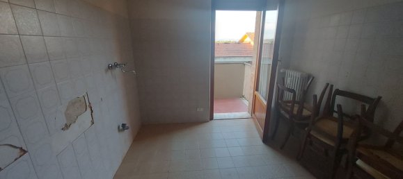 5 rooms Apartment in Siena, Italy No. 277406 3