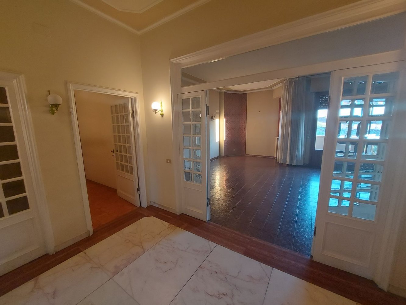 5 rooms Apartment in Siena, Italy No. 277406