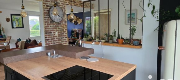 5 bedrooms House in Elliant, France No. 279087 3