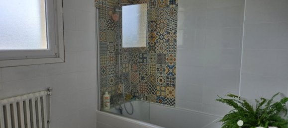 5 bedrooms House in Elliant, France No. 279087 12