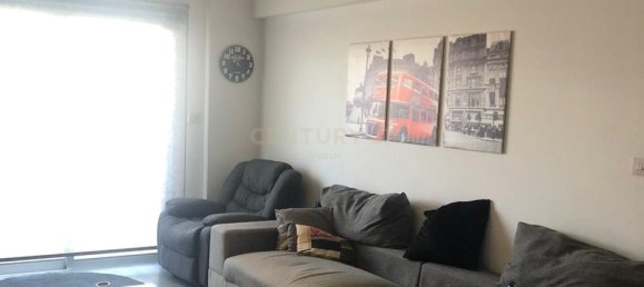 2 bedrooms Apartment in Limassol, Cyprus No. 1472 3