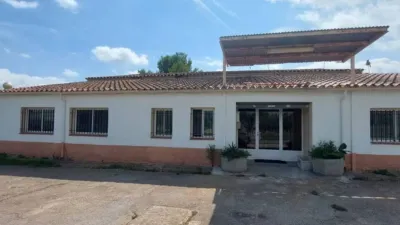 Almacén en La Bisbal Del Penedes, Spain 537 m² No. 252862