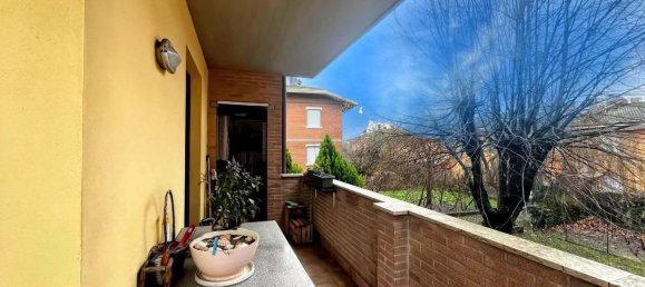 3 bedrooms Apartment in San Prospero, Italy No. 327799 8