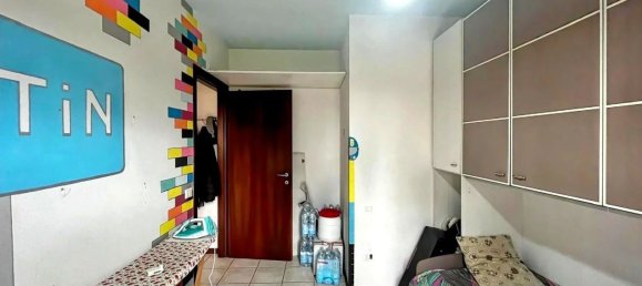 3 bedrooms Apartment in San Prospero, Italy No. 327799 32