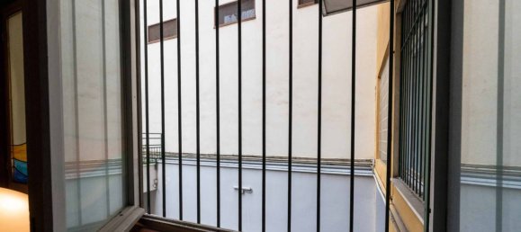 2-salle Bureau à Milan, Italy No. 360264 9