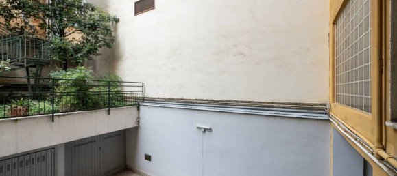 2-salle Bureau à Milan, Italy No. 360264 8