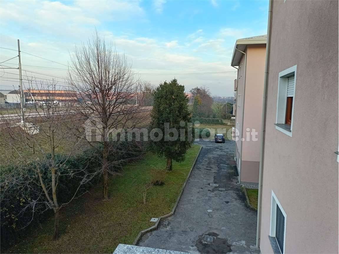 Apartamento de 3 dormitorios en Cassina de' Pecchi, Italy No. 260267