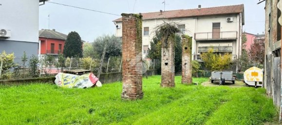 4غرفة منزل في Fontevivo, Italy رقم 21059 4