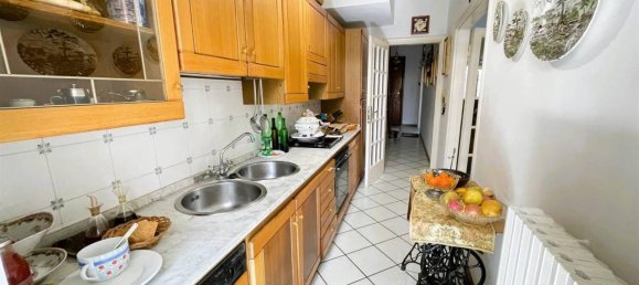 Дом с 5 комнатами в Виареджо, Италия № 27089 13