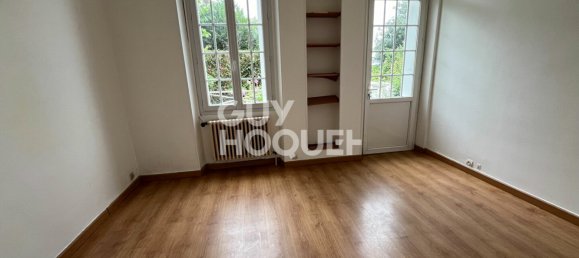 3 bedrooms House in Chateaudun, France No. 259438 5