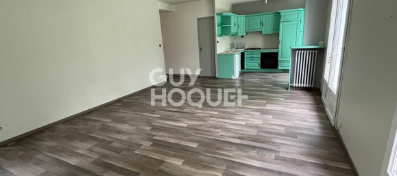 3 bedrooms House in Chateaudun, France No. 259438 3