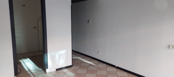 66m² Commercial property in Pavia, Italy No. 364864 12