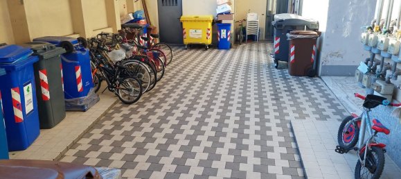 66m² Commercial property in Pavia, Italy No. 364864 4