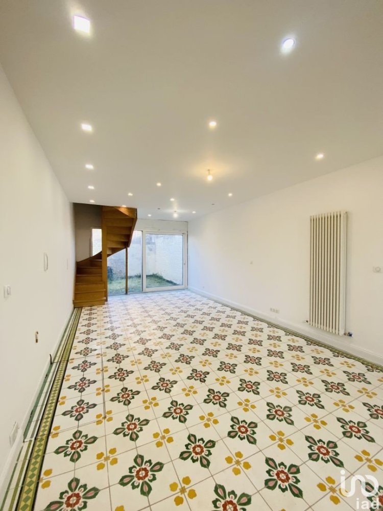 4 bedrooms House in Amiens, France No. 77400