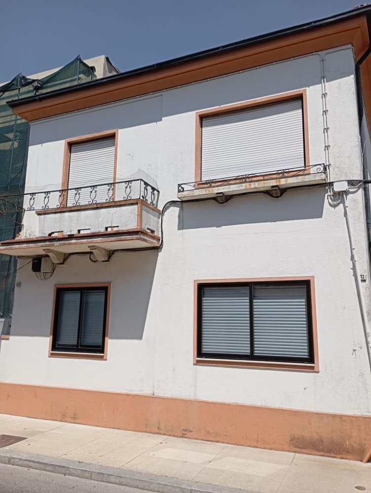 2 bedrooms Apartment in Senhora da Hora, Portugal No. 340823