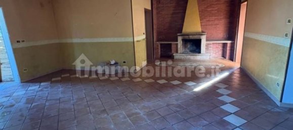 4 bedrooms Villa in Trani, Italy No. 347773 9