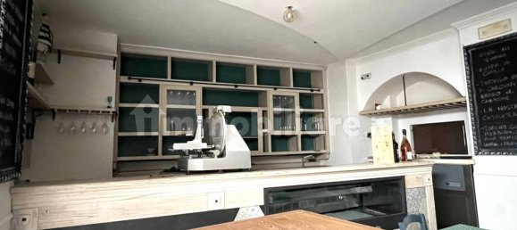 1 room Commercial property in Gaeta, Italy No. 264454 5