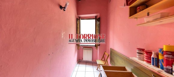 3 rooms Apartment in Pescia, Italy No. 264823 16