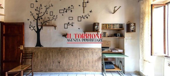 3 rooms Apartment in Pescia, Italy No. 264823 3