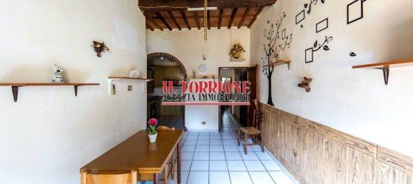 3 rooms Apartment in Pescia, Italy No. 264823 5