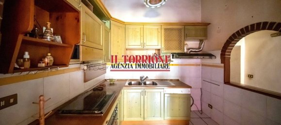 3 rooms Apartment in Pescia, Italy No. 264823 7
