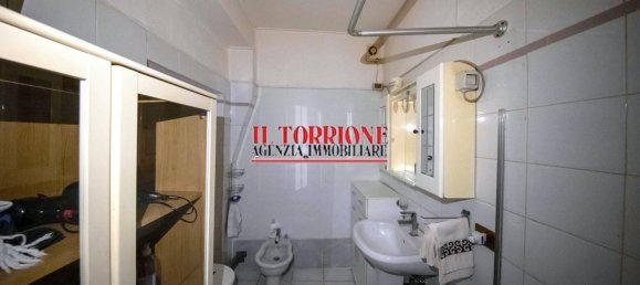 3 rooms Apartment in Pescia, Italy No. 264823 18