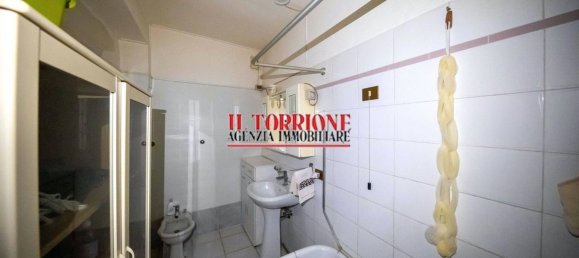 3 rooms Apartment in Pescia, Italy No. 264823 17