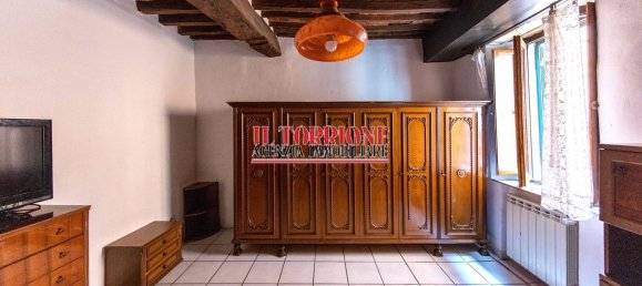 3 rooms Apartment in Pescia, Italy No. 264823 12